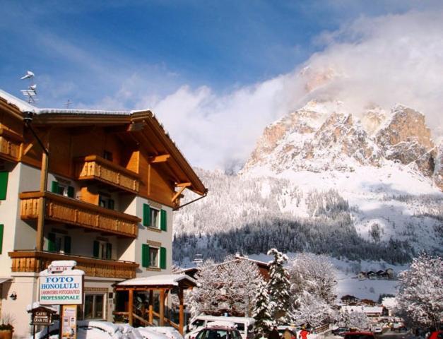 Chalet Madrisa Корвара ин Бадия Екстериор снимка
