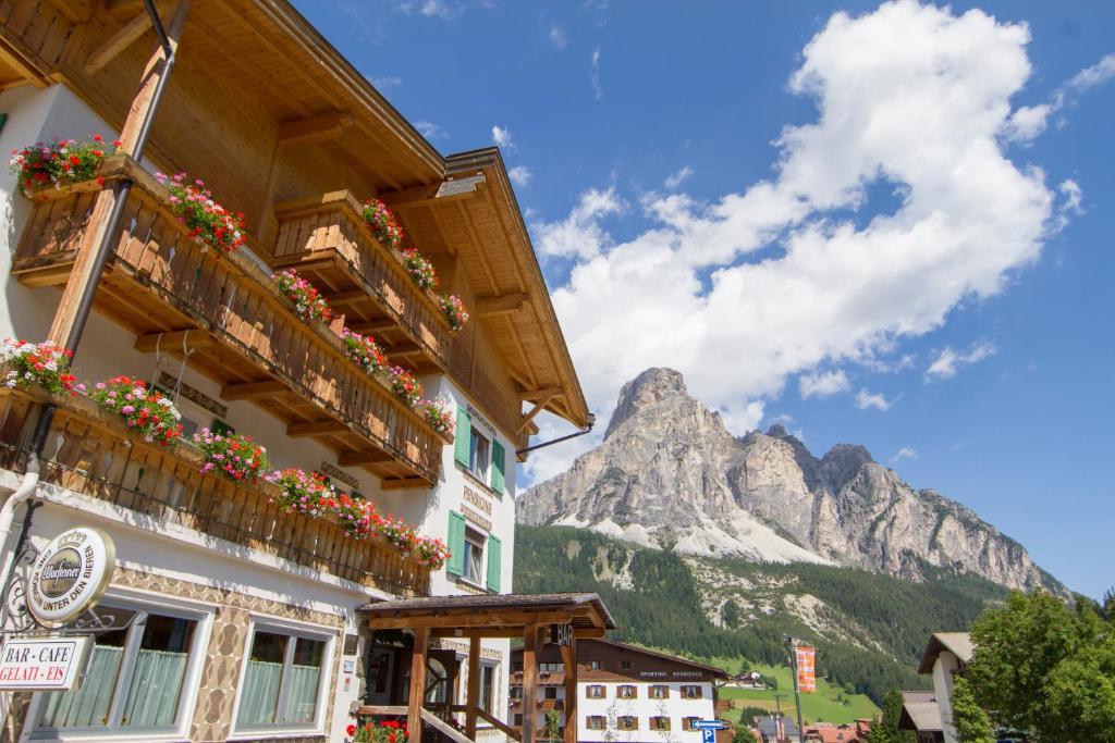 Chalet Madrisa Корвара ин Бадия Екстериор снимка