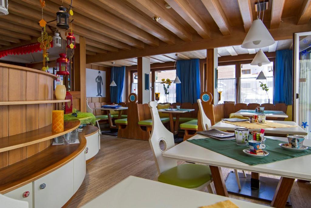 Chalet Madrisa Корвара ин Бадия Екстериор снимка