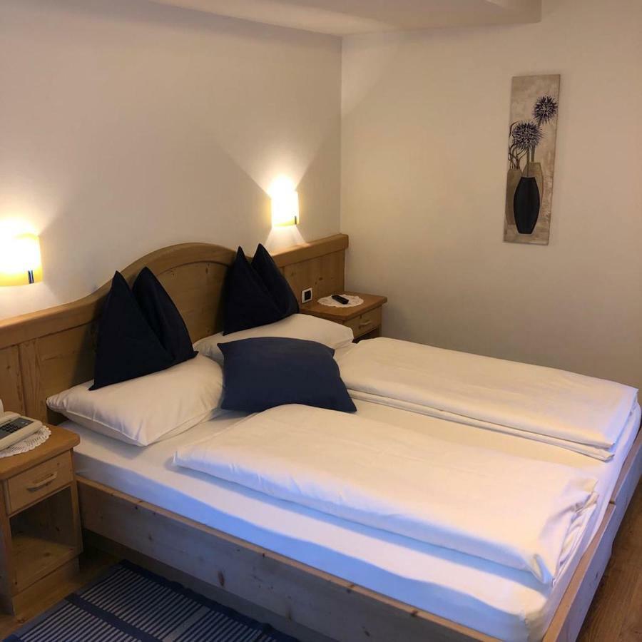 Chalet Madrisa Корвара ин Бадия Екстериор снимка